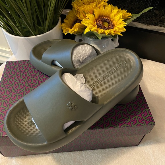 Tory Burch Shoes - Tory Burch Shower Slide Sandals